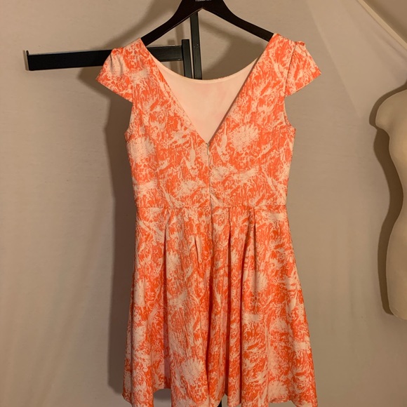 Betsey Johnson dress - Picture 4 of 4